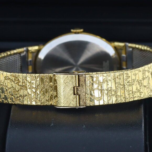 Jaeger-LeCoultre Oval Vintage Dress Watch Circa 1970’s, Black Dial - Yellow Gold - Picture 6 of 10